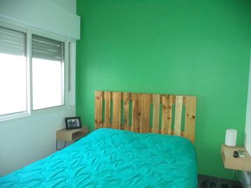 PH interno de 2 dorm C/patio. Banfield Este.