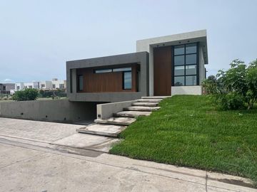 Venta Casa en Canning - Canning Chico - 3 dormitorios - A ESTRENAR