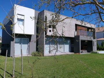 Casa - Nuevo Quilmes