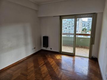 3 Ambientes con Cochera y Baulera en  Palermo