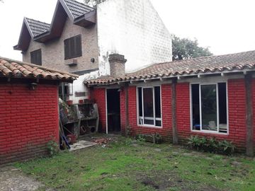 Casa - Longchamps