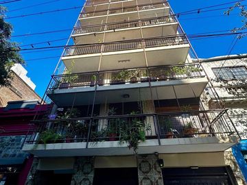 OPORTUNIDAD EXCELENTE SEMIPISO 4 AMB AL FRENTE C/ Dep SERVICIO y BALCÓN