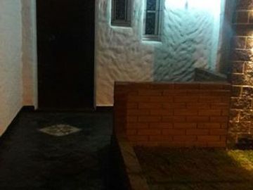 SANTILLI - ESTANISLAO ZEBALLOS 330 - Temperley Este