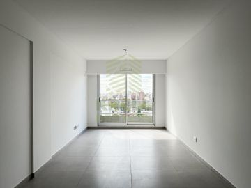 Hermoso departamento de 4 ambientes con dependencia - ENJOY INDEPENDENCIA