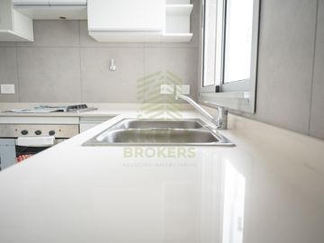 Hermoso departamento de 4 ambientes con dependencia - ENJOY INDEPENDENCIA