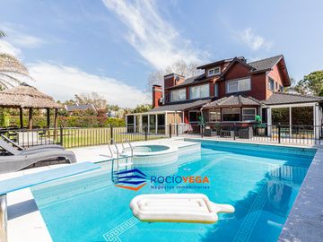 Casa en venta en Campos de Alvarez, Francisco Alvarez, Moreno