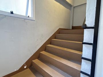 Venta departamento monoambiente con balcón en Wilde