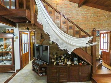 Casa en venta Rosario Arroyito Jardín Pileta.