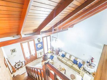 Casa en venta Rosario Arroyito Jardín Pileta.
