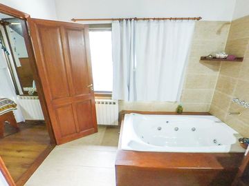 Casa en venta Rosario Arroyito Jardín Pileta.