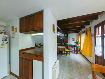 Casa en venta Rosario Arroyito Jardín Pileta.