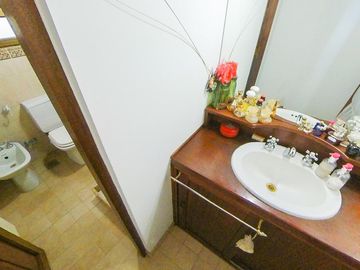 Casa en venta Rosario Arroyito Jardín Pileta.