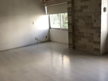 Casa en Venta en Paseo del Pedregal; Jardines de la Montaña