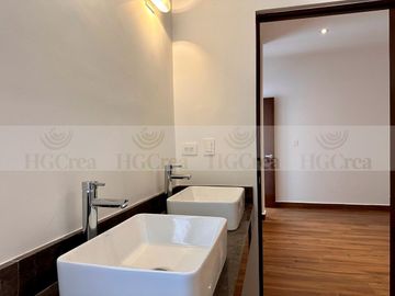 CASA EN VENTA EN CARRETERA NACIONAL