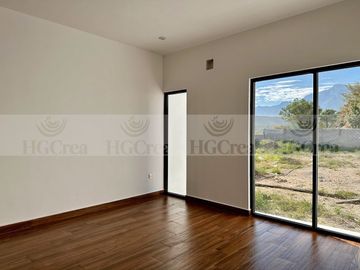CASA EN VENTA EN CARRETERA NACIONAL