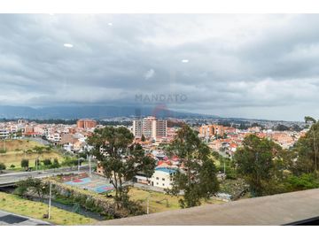 MODERNA Y ESTUPENDA SUITE EN VENTA EN AV 12 DE OCTUBRE CUENCA