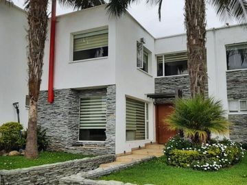 VENTA CASA - 3 DORMIT - ESTUDIO - PORSCHE - TANDA - NAYON