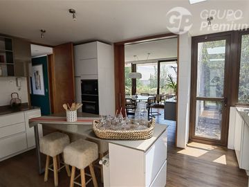 Casa en Venta en C34300 - Venta Casa NUEVA sin COMISION - Chamisero - Colina - 4D4B2E-Serv