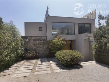 Casa en Venta en C34300 - Venta Casa NUEVA sin COMISION - Chamisero - Colina - 4D4B2E-Serv