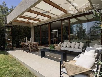 Casa en Venta en C34300 - Venta Casa NUEVA sin COMISION - Chamisero - Colina - 4D4B2E-Serv