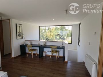 Casa en Venta en C34300 - Venta Casa NUEVA sin COMISION - Chamisero - Colina - 4D4B2E-Serv