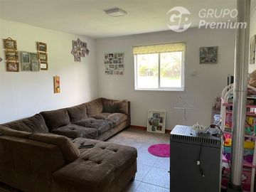 Casa en Venta en C35425 - Venta Parcela con Casa en Condominio Lampa - 6D3B2E - 5511Mts