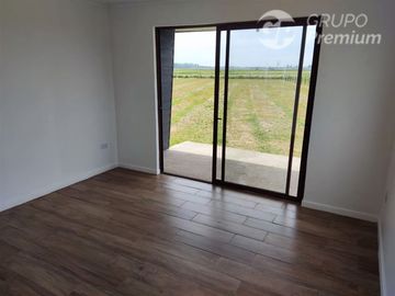 Casa en Venta en Casa 130m2 en Parcela, Camino A cato km 15. Sector Capilla Cox