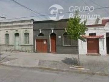 Casa en Venta en D55158 - Venta Casa en Santiago Centro Sur - 4D1B1E1Bo