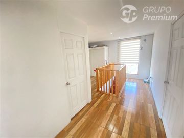 Casa en Venta en Bernardo Ohiggins - Lo Ovalle