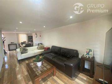 Casa en Venta en Bernardo Ohiggins - Lo Ovalle