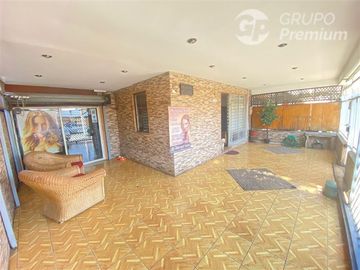Casa en Venta en Bernardo Ohiggins - Lo Ovalle