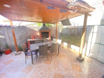 Casa en Venta en Bernardo Ohiggins - Lo Ovalle