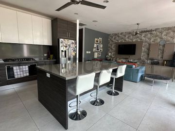 Venta Casa en Isla Mocoli con vista al lago  IvoZ