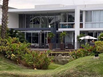 Venta Casa en Isla Mocoli con vista al lago  IvoZ