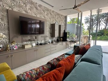 Venta Casa en Isla Mocoli con vista al lago  IvoZ