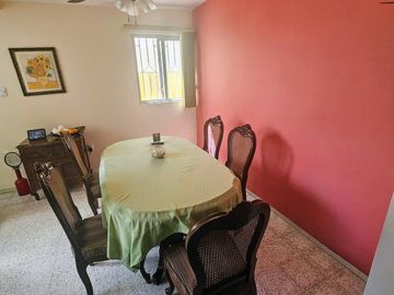 CASA 4 RECÁMARAS ZONA NORTE VERACRUZ EN EXCELENTE ESTADO