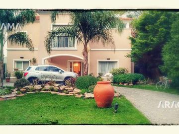 VENTA CASA EN SAINT THOMAS - CANNING