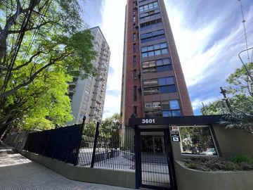 Venta departamento de 4 ambientes con cochera, en La Lucila