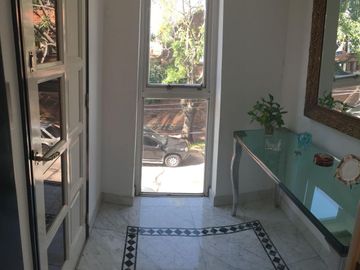 Venta departamento de 4 ambientes con cochera, en La Lucila