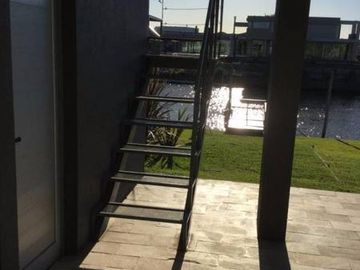 Venta Importante Casa en Albanueva