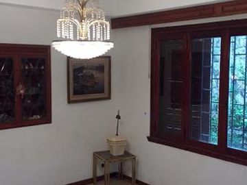 VENTA CASA 6 AMB 328 M2 COCHERA LANUS OESTE