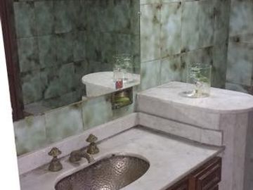 VENTA CASA 6 AMB 328 M2 COCHERA LANUS OESTE
