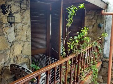 VENTA CASA 6 AMB 328 M2 COCHERA LANUS OESTE