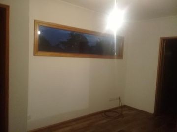 Importante Propiedad 4 dorm, garage, pileta, parrilla y fondo . Temperley