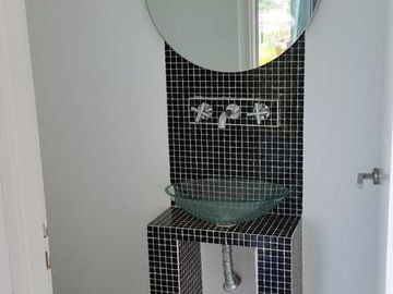 Importante propiedad de diseño moderno a la venta en barrio La Horqueta, Canning