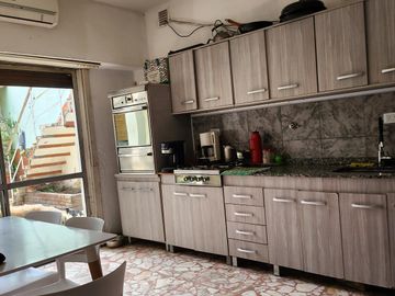 PH 3 ambientes con patio y terraza