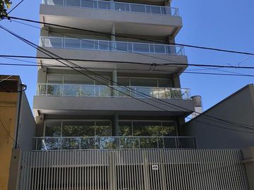 MUY LINDO DEPARTAMENTO EN EXCELENTE UBICACION