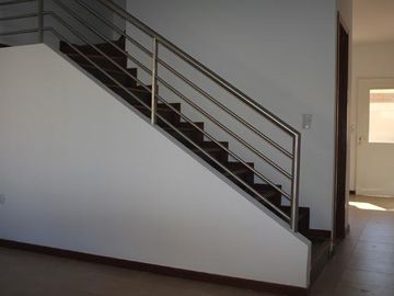 Casa / Dúplex - Adrogué - CATEGORÍA!!!