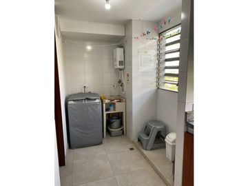 APARTAMENTO EN VENTA EN LA FLORA PISO 6 RENTANDO  (LSA)