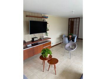 APARTAMENTO EN VENTA EN LA FLORA PISO 6 RENTANDO  (LSA)